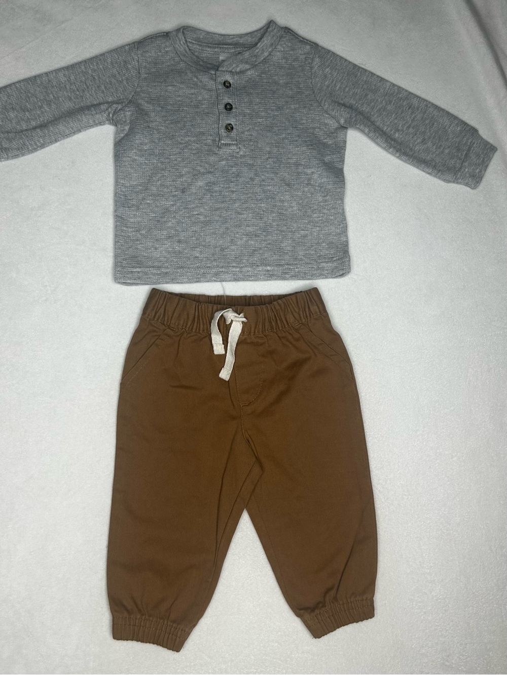 Carter's Gray Top and Brown Jogger Matching Set